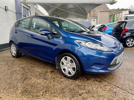 FORD FIESTA 1.2 Style +