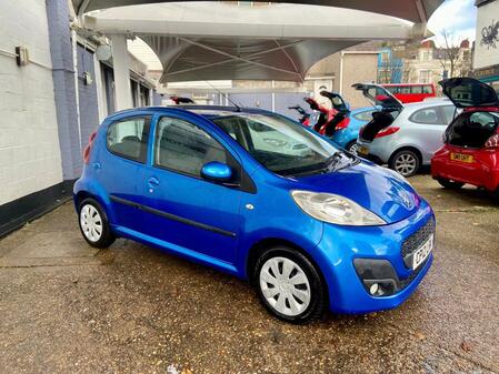 PEUGEOT 107 1.0 12V Active 