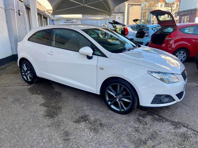 SEAT IBIZA