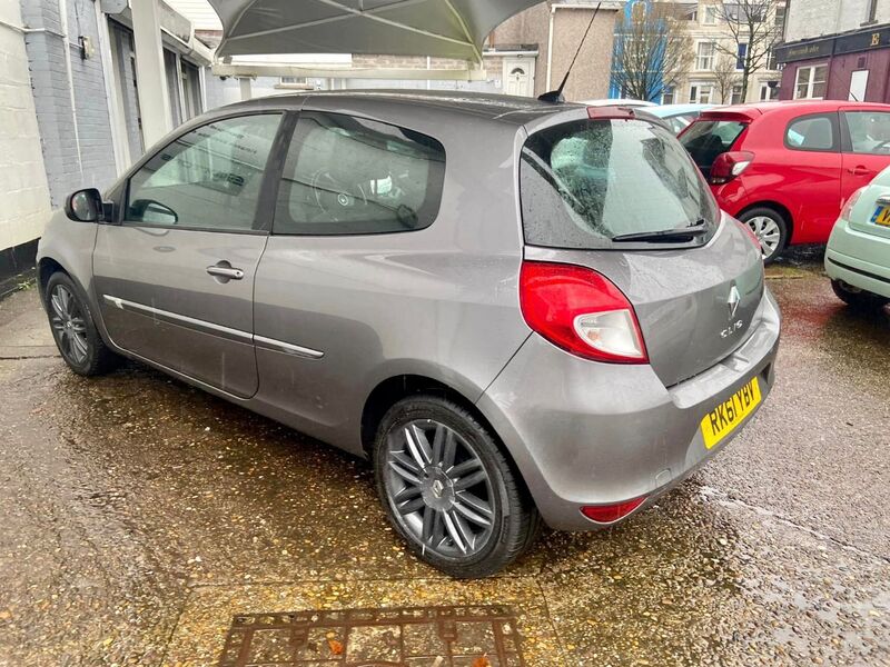 RENAULT CLIO
