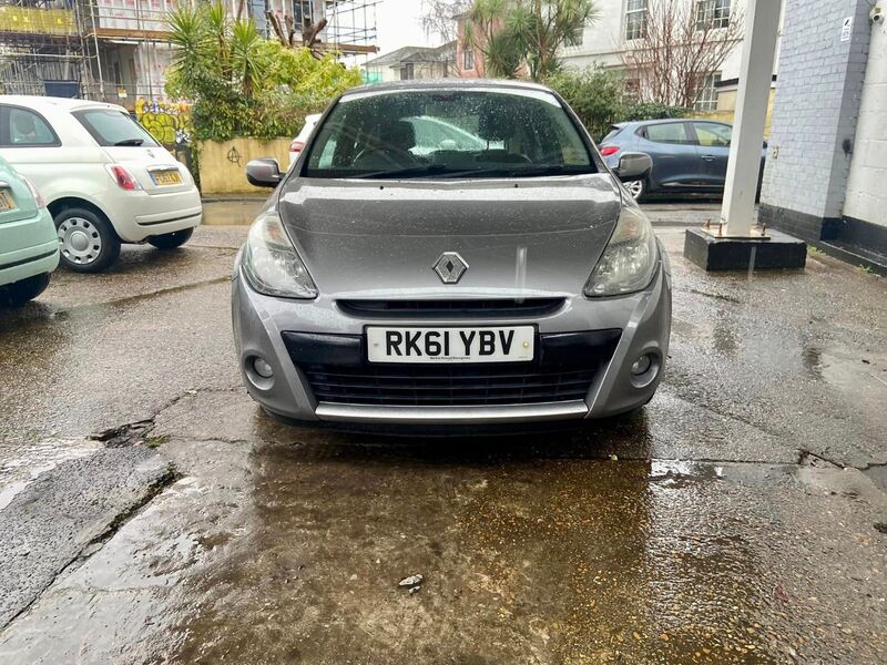RENAULT CLIO