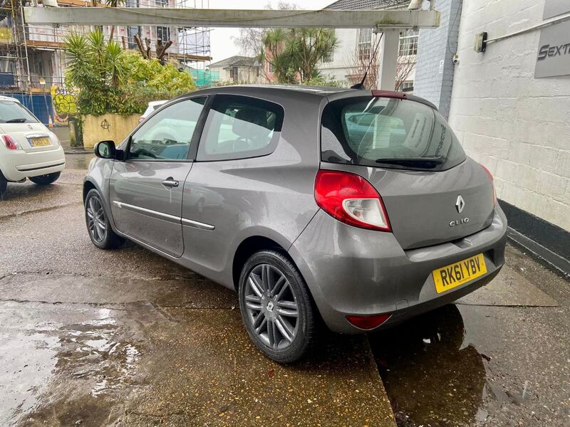 RENAULT CLIO