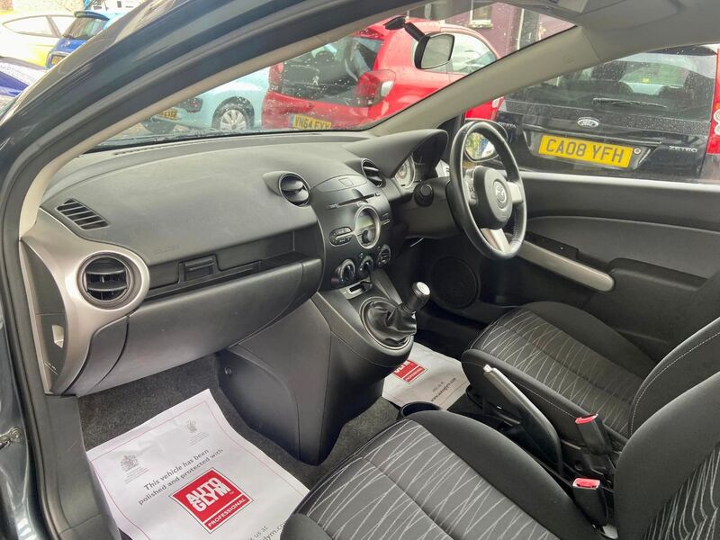 MAZDA MAZDA2