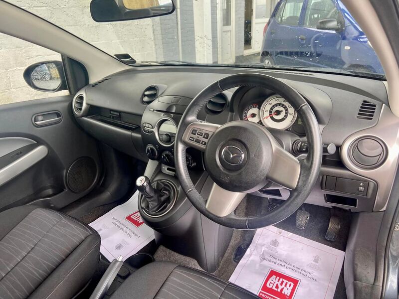 MAZDA MAZDA2