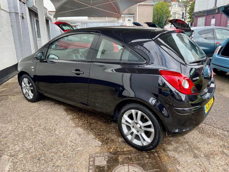 VAUXHALL CORSA