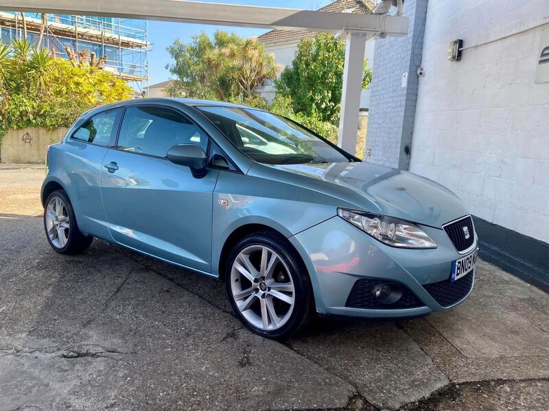 SEAT IBIZA