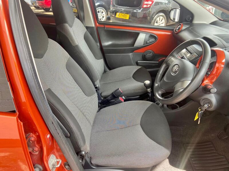 TOYOTA AYGO