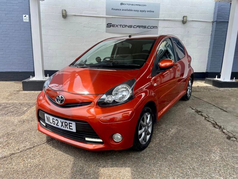 TOYOTA AYGO