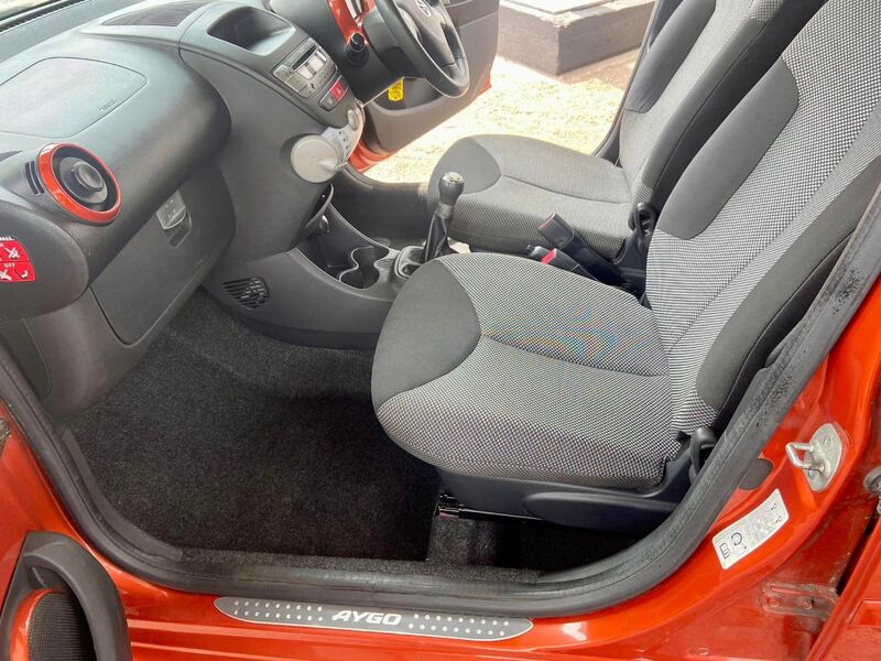 TOYOTA AYGO