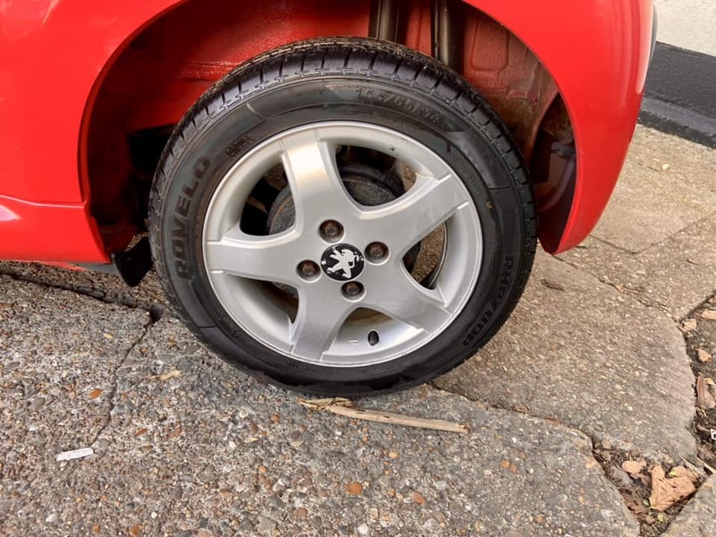 PEUGEOT 107