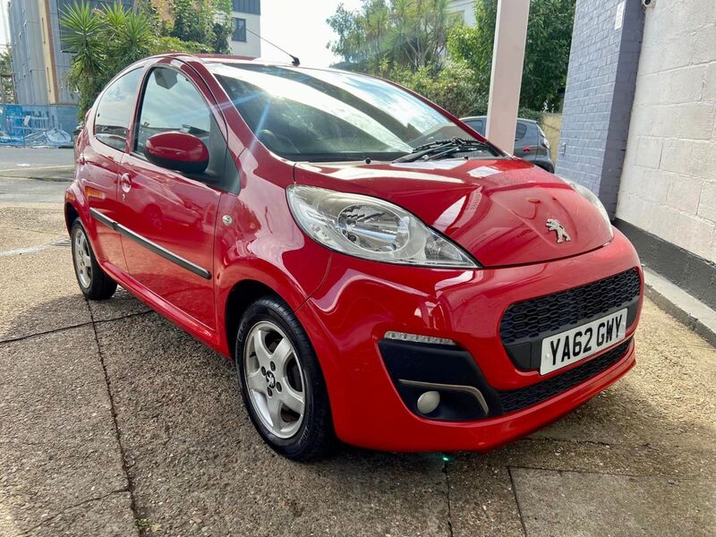 PEUGEOT 107